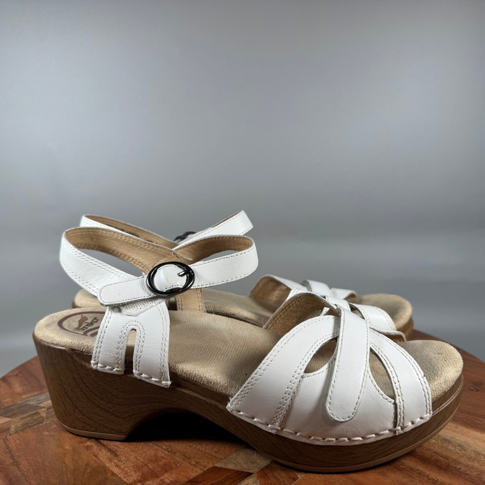 Dansko Tiffani White Leather Wedge Sandals Womens Size 37 Platform Clogs